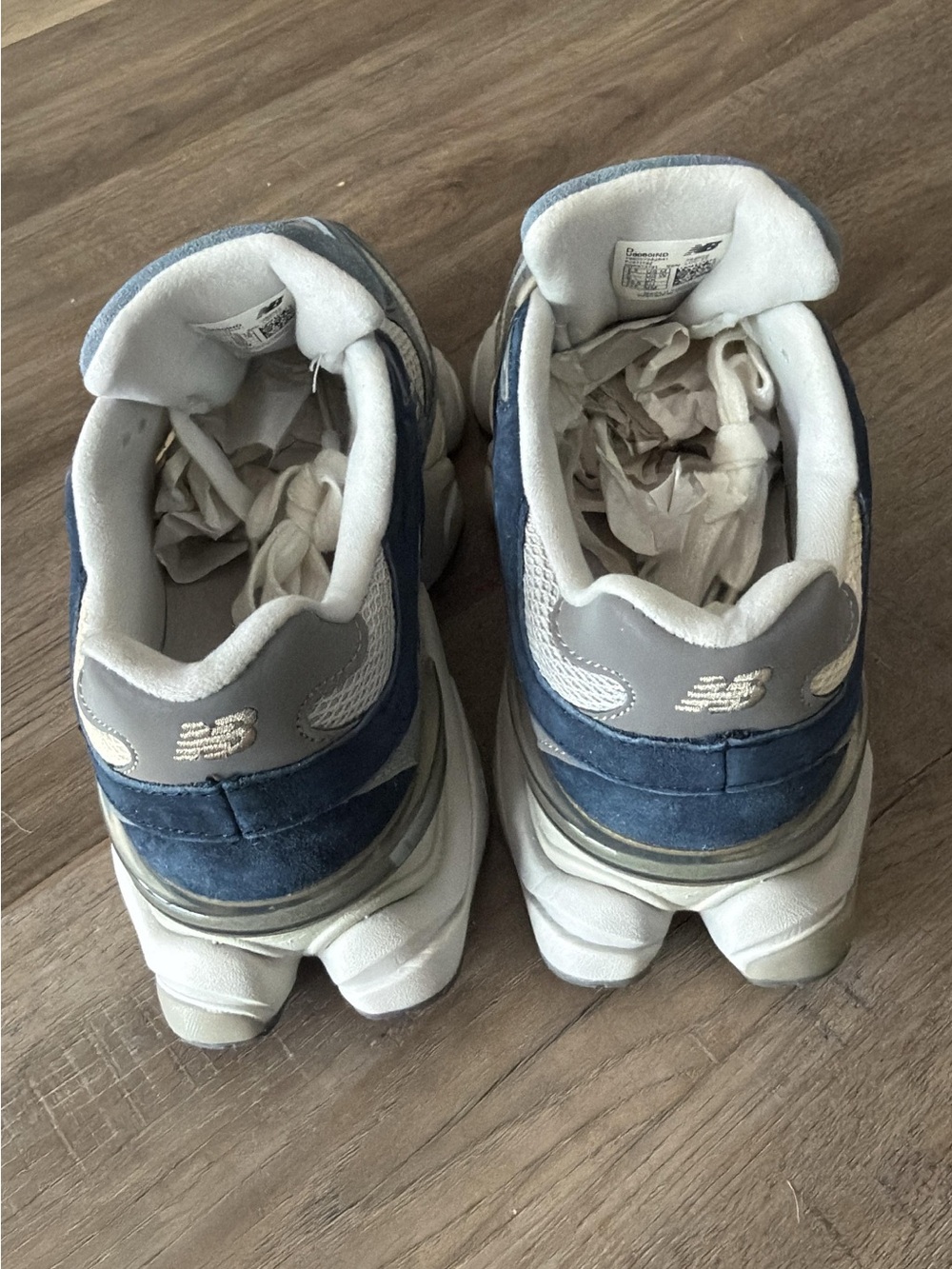New Balance 9060 - Picture 4 of 5